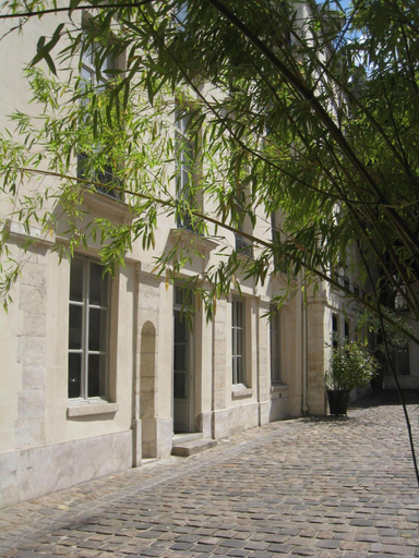 Exterior & Views 2, Boutique Hôtel de la Place des Vosges, Paris