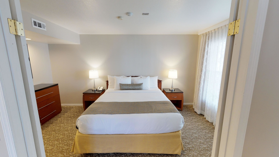 Bedroom 3, Chase Suite Hotel Newark-Fremont, Alameda