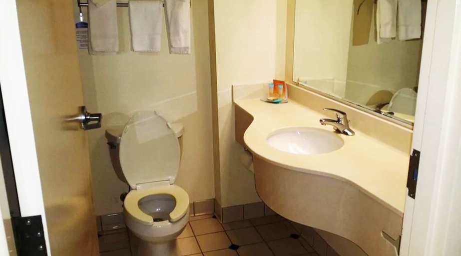 Bathroom 5, Opal Hotel & Suites, Seminole