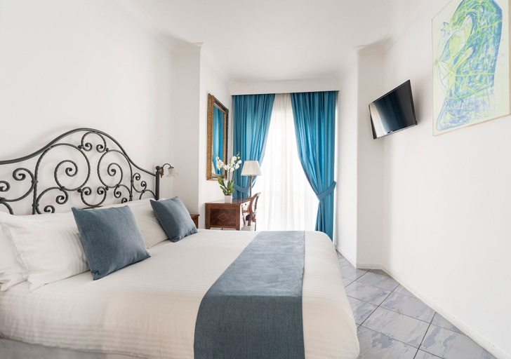 Bedroom 4, Fiorentini Residence, Napoli
