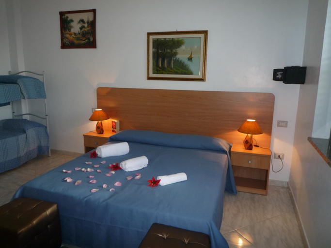 Bedroom 5, La Valle Verde, Vibo Valentia
