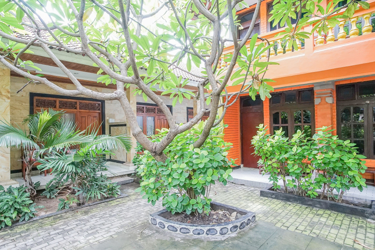 Exterior & Views 2, Mahendra Beach Inn, Badung