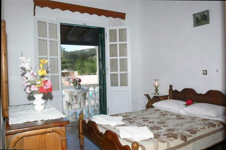 Bedroom 4, Blue Sky, Ionian Islands