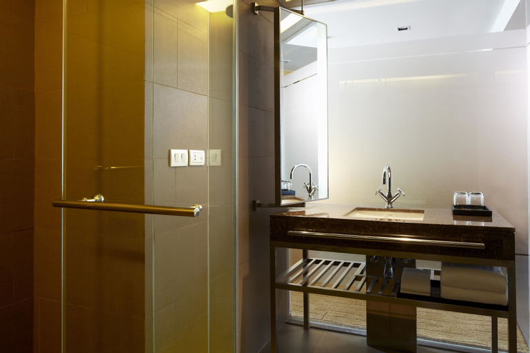 Bedroom 24