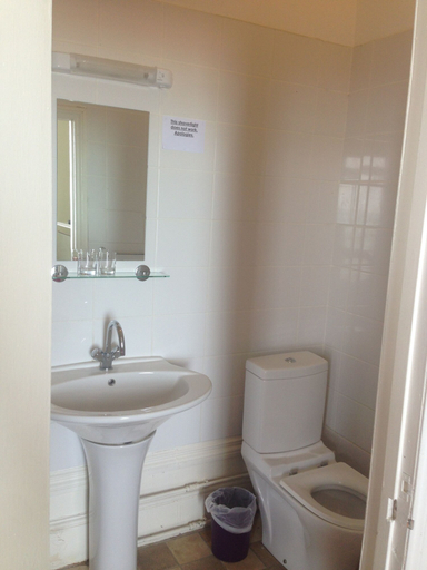 Bathroom 3, The Glastonbury Hotel, East Sussex