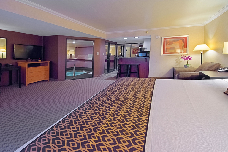 Bedroom 3, Best Western Yuma Mall Hotel & Suites, Yuma