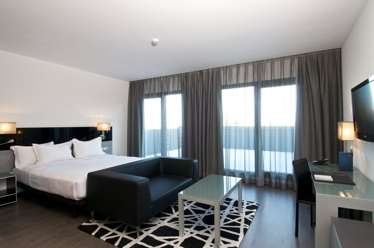 Bedroom 3, AC Hotel Atocha by Marriott, Madrid
