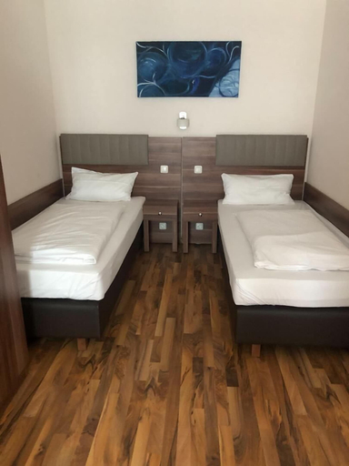 Bedroom 4, Hotel Isabella, Frankfurt am Main