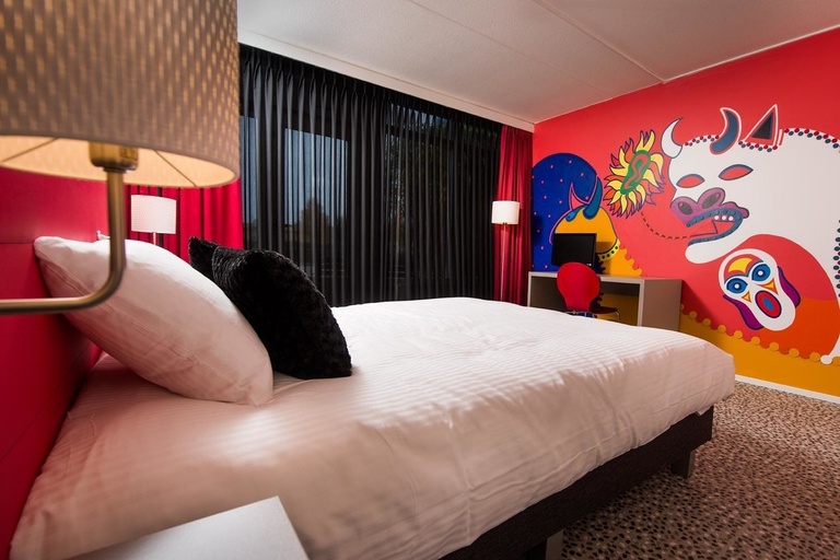 Bedroom 2, Hotel ten Cate, Emmen