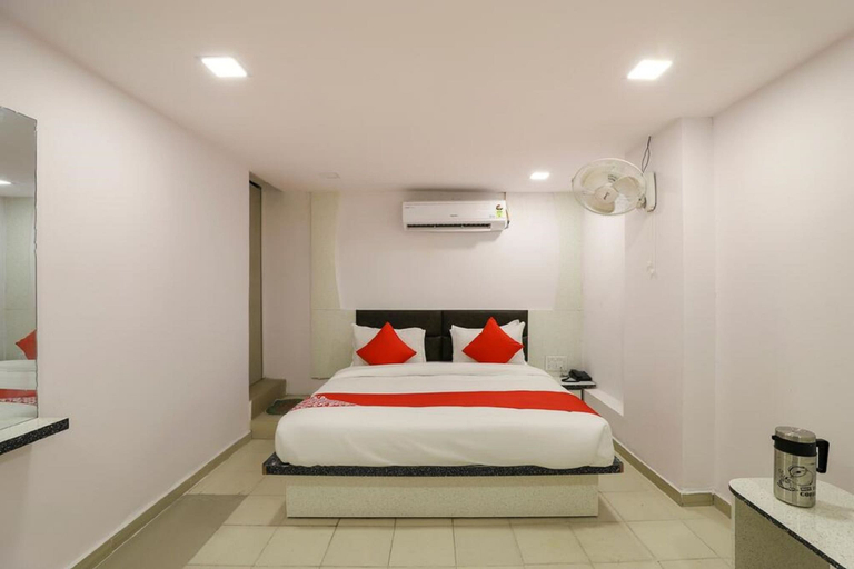Bedroom 3, Hotel A1, Ahmadabad