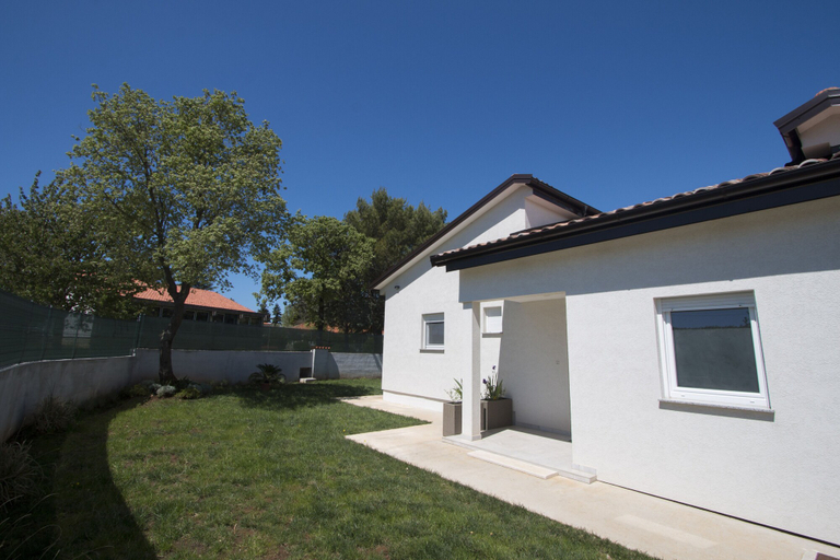 Exterior & Views 2, Cosy and lovely Villa Trosti with a pool, Svetvinčenat