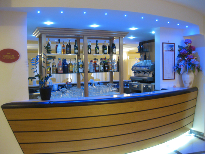 Food & Drinks 5, Bouganville Palace Hotel, Cosenza