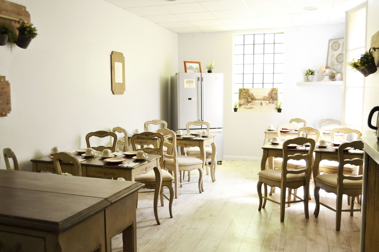 Food & Drinks 5, The Originals Boutique, Hôtel Les Poèmes de Chartres, Eure-et-Loir