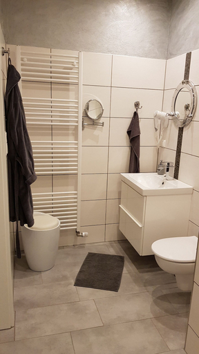 Bathroom 3, Ferienhof Lohmann, Holzminden