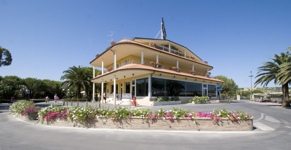Exterior & Views 2, Victoria Mobilehome Tortoreto Lido, Teramo