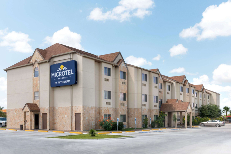 Exterior & Views 2, Microtel Inn and Suites Eagle Pass, Maverick