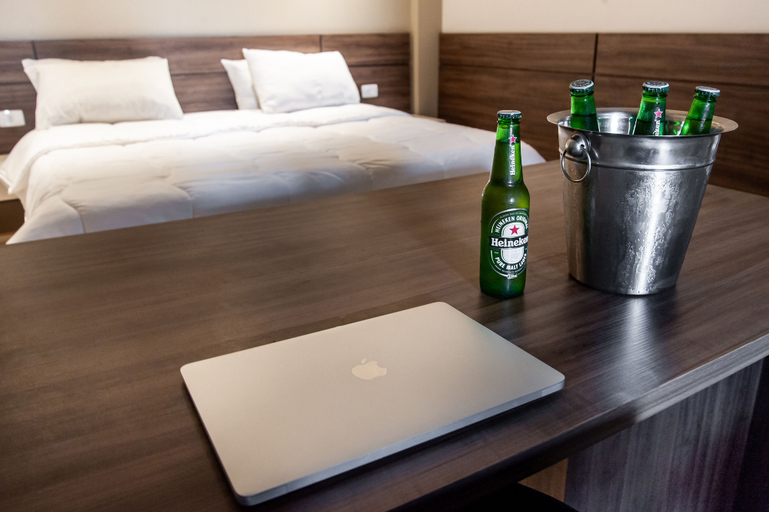 Bedroom 3, London Hotel, Londrina