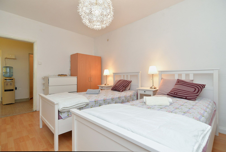 Bedroom 2, Apartment 1928, Fažana