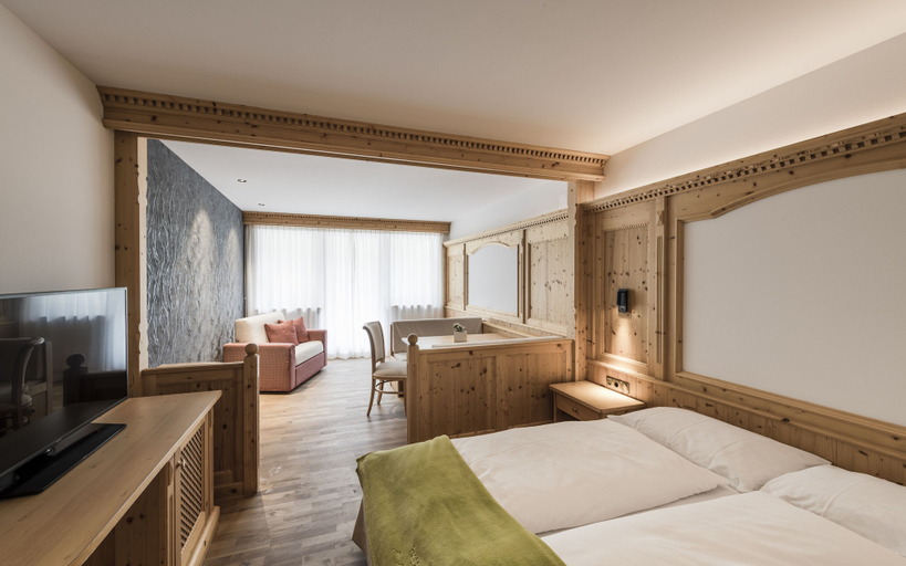 Bedroom 3, MyPARADIES, Bolzano