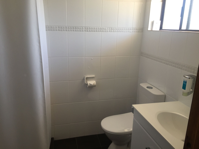 Bathroom 4, Kadina Gateway Motor Inn, Copper Coast