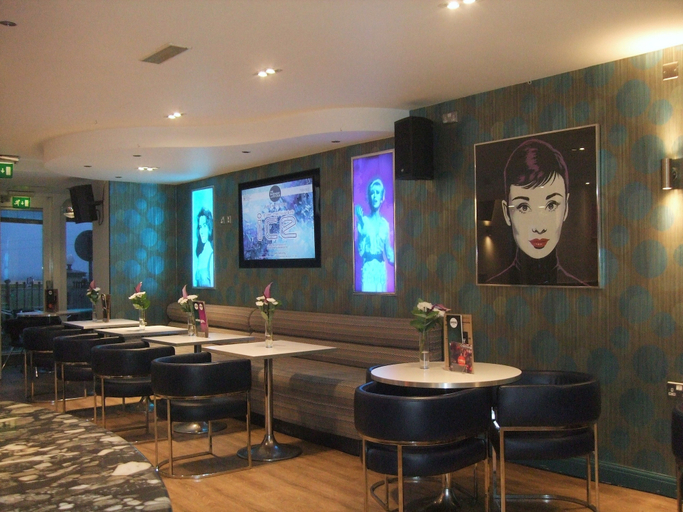 Food & Drinks 5, Legends Hotel Brighton, Brighton and Hove