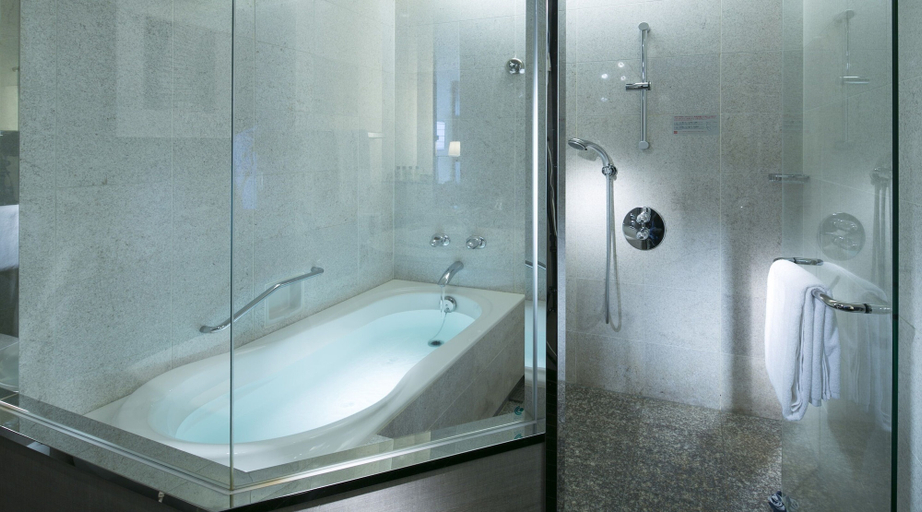 Bathroom 5, InterContinental Hotels THE STRINGS TOKYO by IHG, Minato