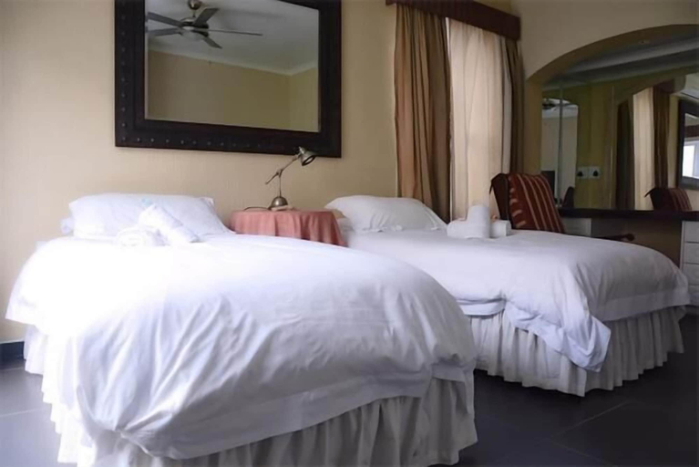 Bedroom 2, Meransha Self Catering CC, Walvisbay Urban