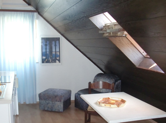 Others 4, Villa Elit, Dugi Rat