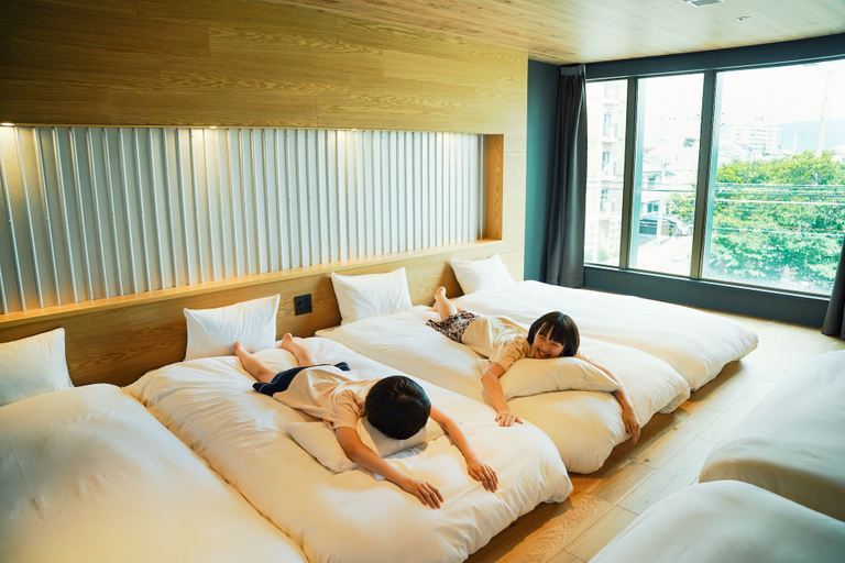 Bedroom 3, SEKAI HOTEL Deep Osaka Experience - Hostel, Osaka