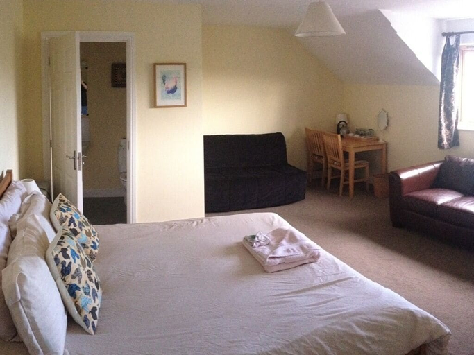 Bedroom 2, The Lowfield Inn, Shropshire