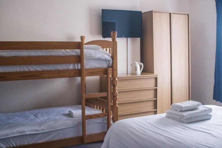 Bedroom 2, Wellesley Park Hotel, Norfolk