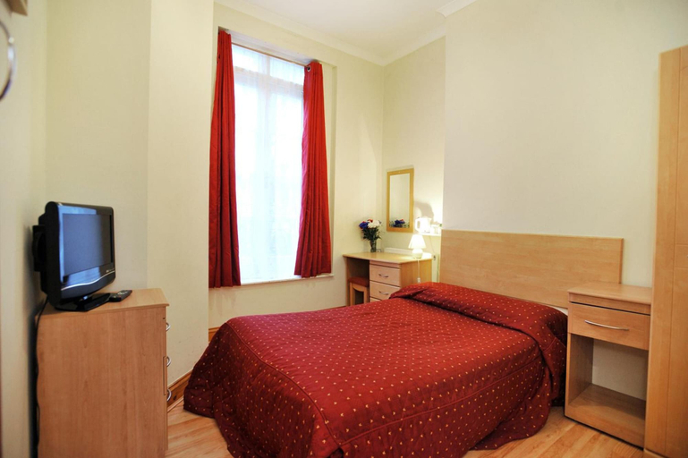 Bedroom 3, Elmwood Hotel, London