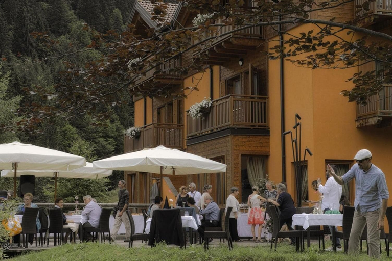 Food & Drinks 5, Chalet Giasenei, Trento