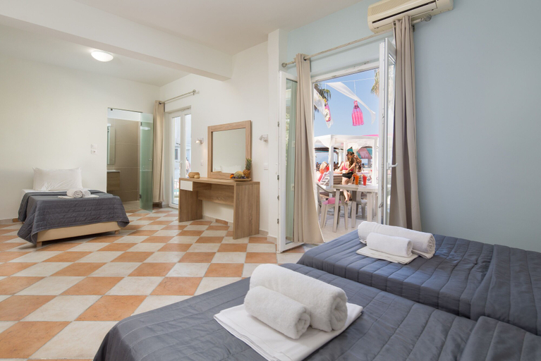Bedroom 3, Paralia Studios, Ionian Islands