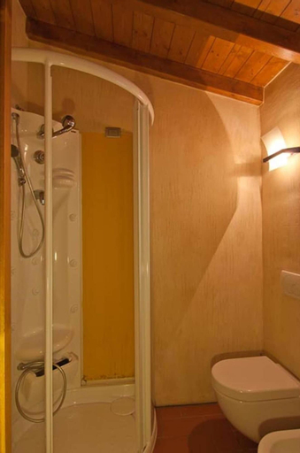 Bedroom 3, Lebbiano Residence, Florence