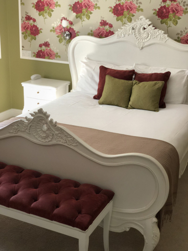 Bedroom 3, Falcon, Hampshire