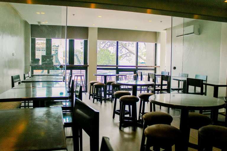 Food & Drinks 5, Mabolo Royal Hotel, Cebu City