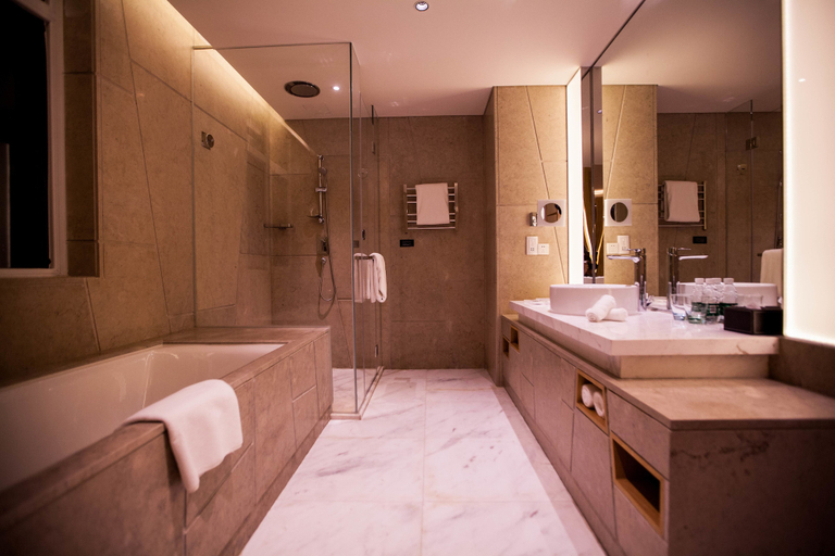 Bathroom 4, BeiJing Qianyuan Hotel, Beijing