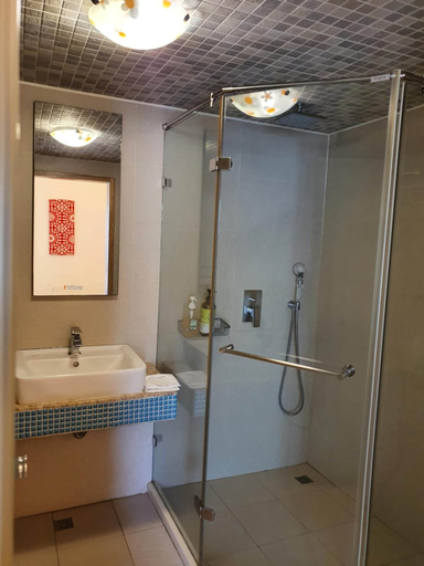 Bathroom 3, 17 Happiness, Pingtung