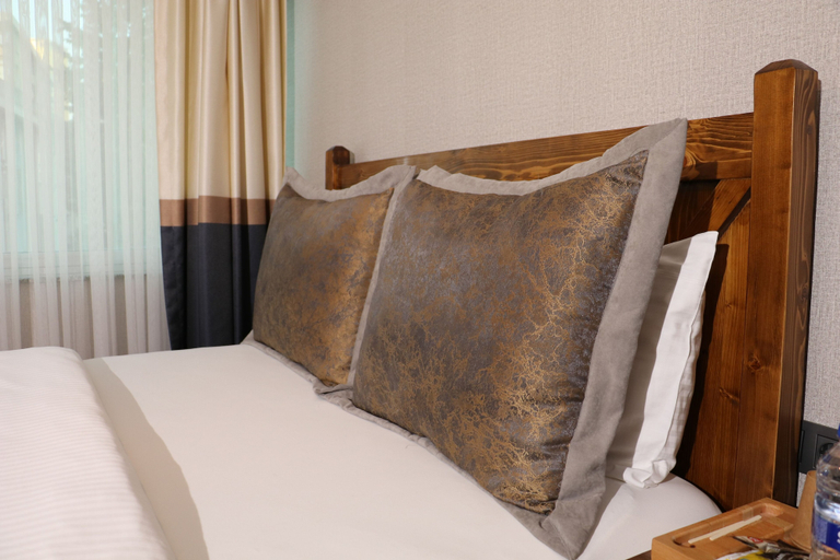 Bedroom 3, Zengin City Hotel, Kartal