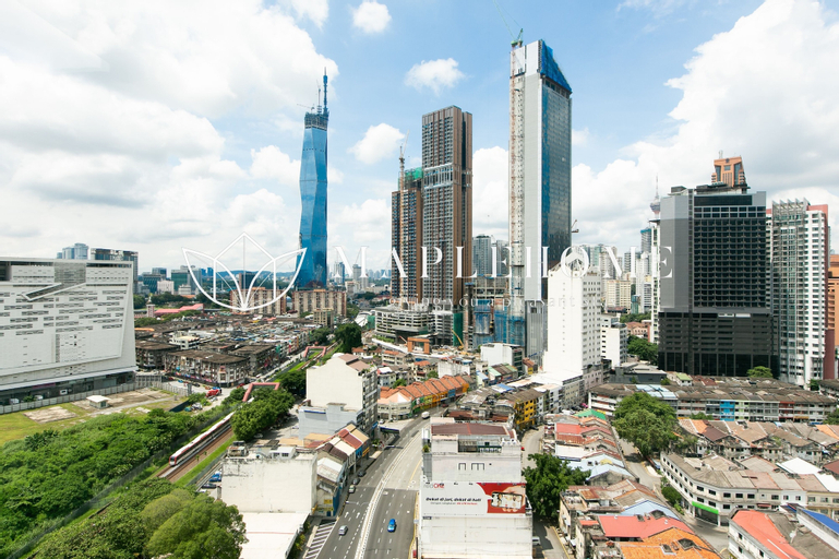 Exterior & Views 24