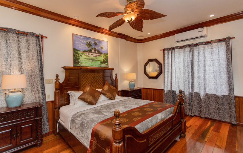 Bedroom 4, Captain Morgan's Retreat