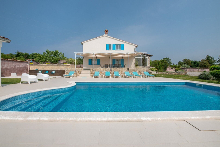 Sport & Beauty 2, Villa Tanga near Rovinj with Pool, Rovinj