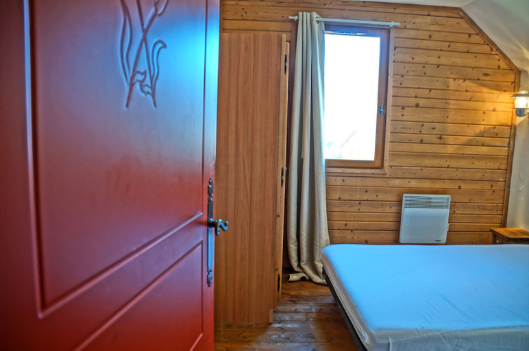 Bedroom 3, Pra Loup Vacances, Alpes-de-Haute-Provence