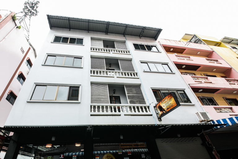 Exterior & Views, Roar Inn Patong, Phuket Island