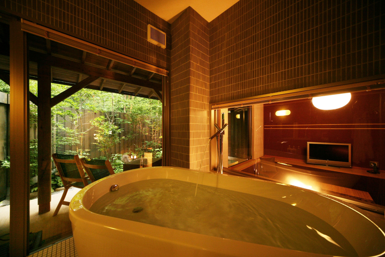 Bathroom 5, Tetsuka Ryokan, Satsuma