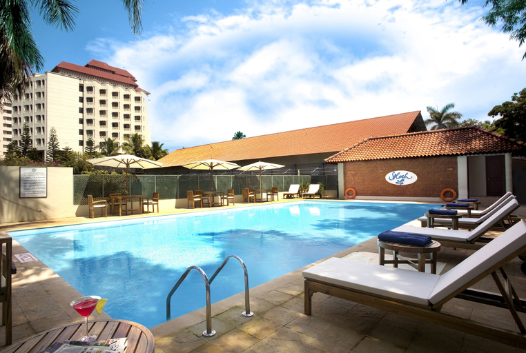 Sport & Beauty 3, Vivanta Ernakulam, Marine Drive, Ernakulam
