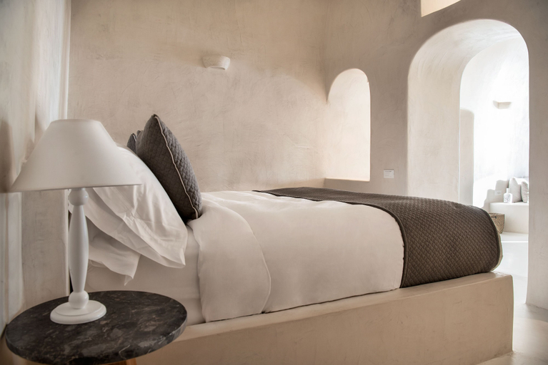 Bedroom 3, Villa Dusk and Dawn in Fira, South Aegean
