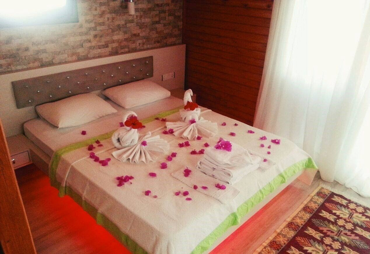 Bedroom 4, Nuri's Beach Bungalow, Kaş