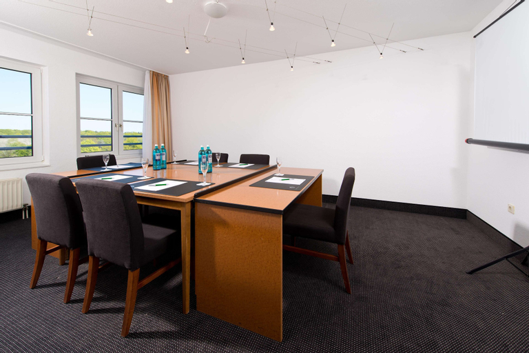 Business Facilities
